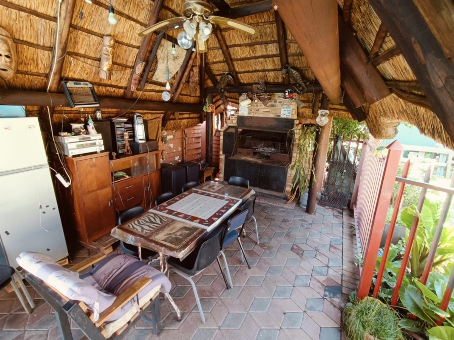 3 Bedroom Property for Sale in Uitsig Free State